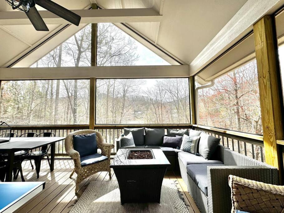 The Cove Retreat- Hot Tub/Screened Porch/Game Room Lake Lure Esterno foto