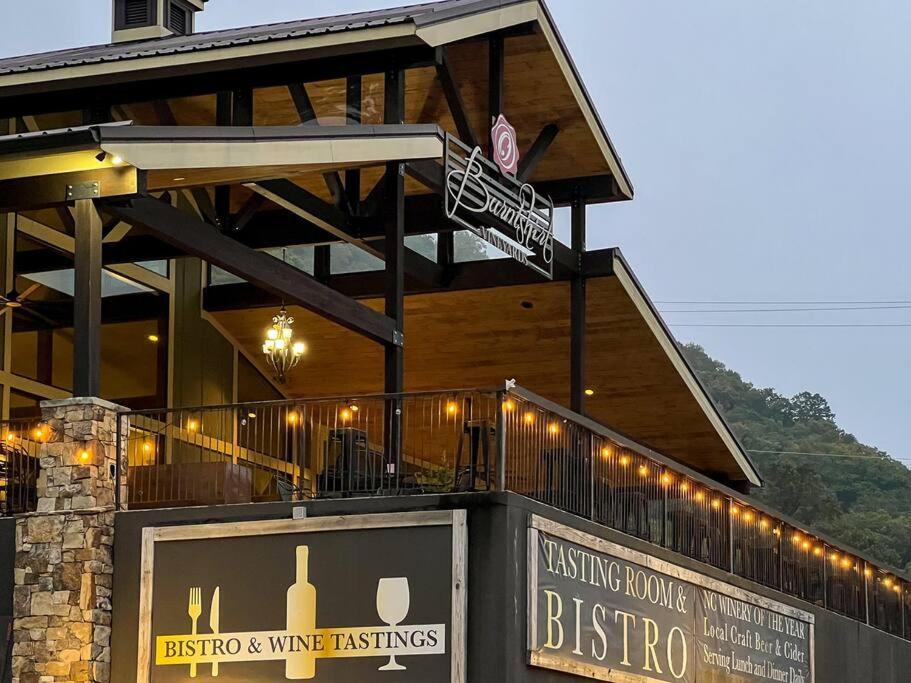 The Cove Retreat- Hot Tub/Screened Porch/Game Room Lake Lure Esterno foto